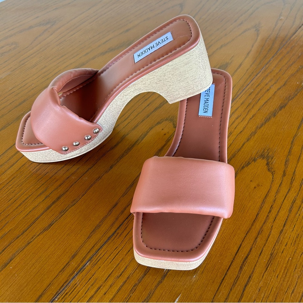 Steve Madden women’s CHANA platform cognac sandals size 8